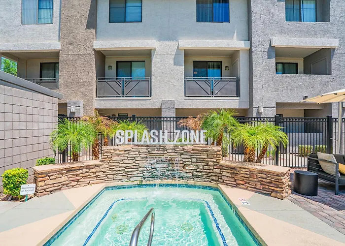 Stadium Retreat Pool Gym & Westgate Az *